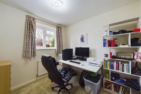 4 Walnut Grove, Hemel Hempstead, HP2 4AP