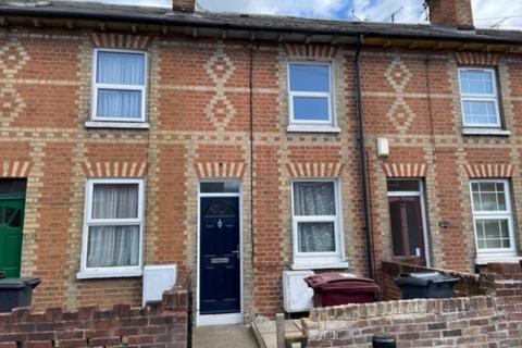 2 bedroom terraced house to rent, Cumberland Road, Reading