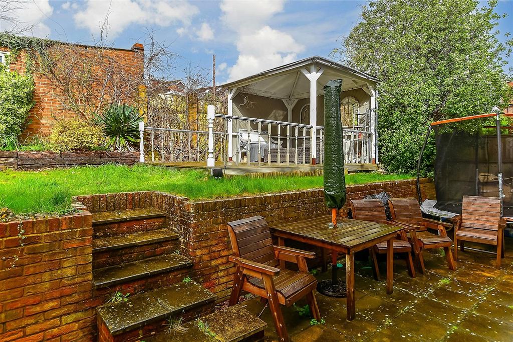 Patio / Decking