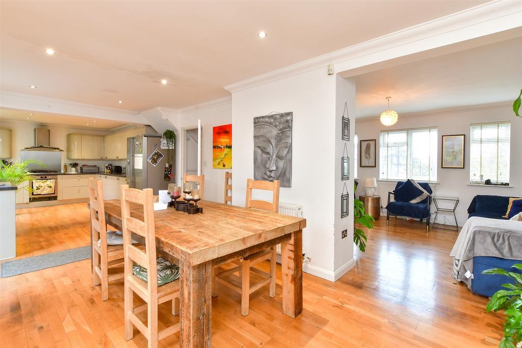 Kitchen/ Dining/ Family Room