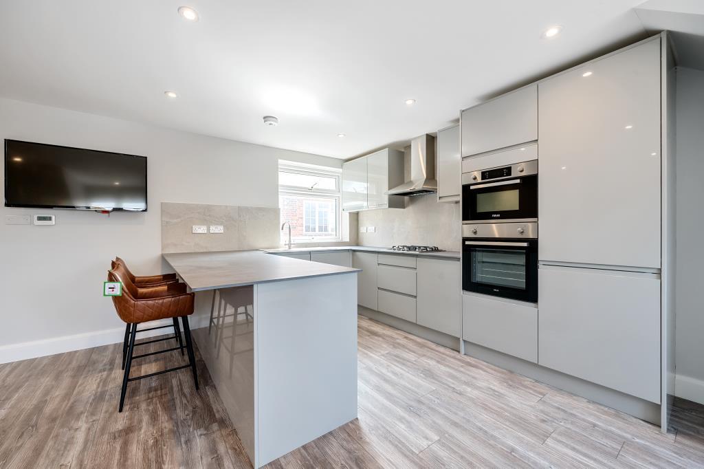 Reception/Kitchen