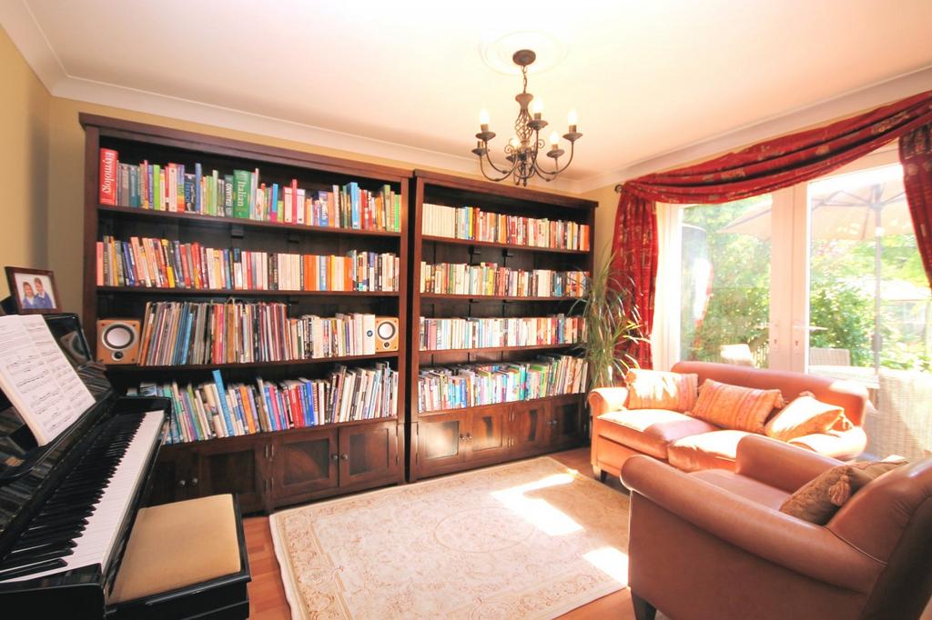 Dining/Family Room