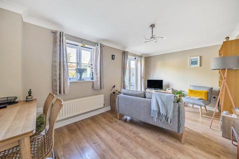 2 bedroom end of terrace house for sale, Winchcombe Gardens, South Cerney, Cirencester, Gloucestershire, GL7