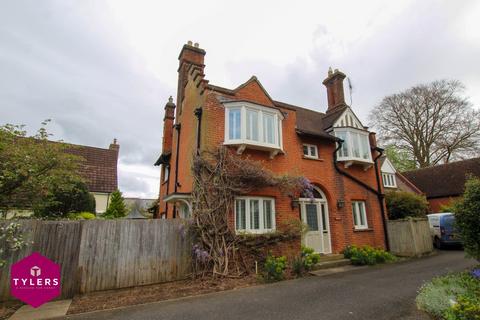4 bedroom detached house for sale, Argent Place, Newmarket, Suffolk, CB8
