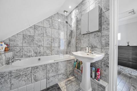19d Manor Road, Beckenham, BR3 5JB