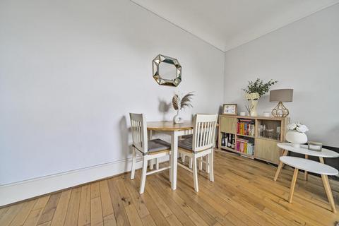 19d Manor Road, Beckenham, BR3 5JB