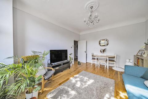 19d Manor Road, Beckenham, BR3 5JB