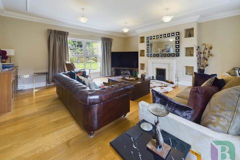 7 bedroom detached house for sale, Pine Close, Leighton Buzzard LU7