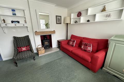 32 Min Y Rhos, Ystradgynlais, Swansea, SA9 1QR