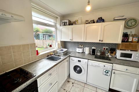 3 bedroom semi-detached house to rent, Greylands Road, Manchester, M20 5PJ