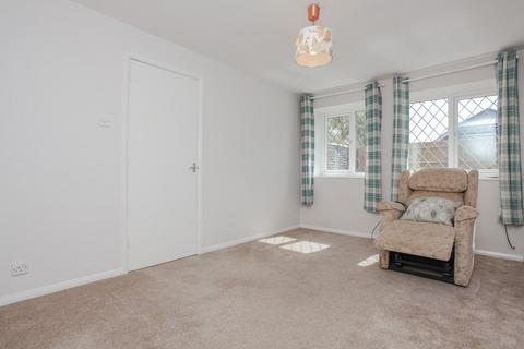 2 bedroom apartment to rent, Cedar Lodge Main Road, Witney OX29