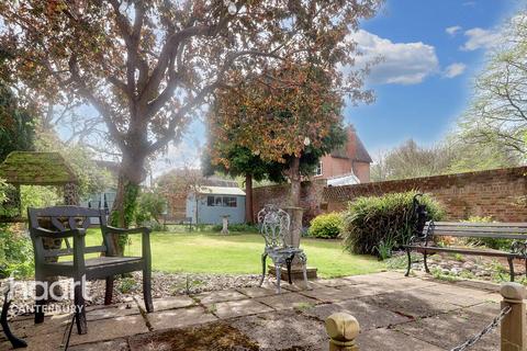 Andorra Patrixbourne Road, Bridge, Canterbury, CT4 5BL