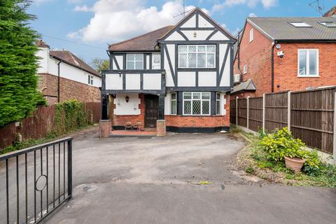 3 bedroom detached house for sale, Amersham Road, Chalfont St. Peter, Gerrards Cross