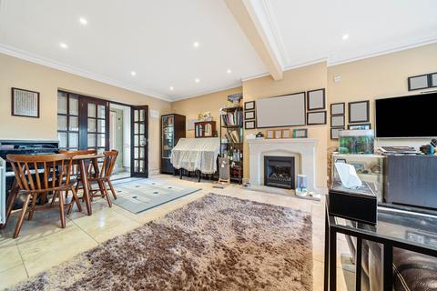 3 bedroom detached house for sale, Amersham Road, Chalfont St. Peter, Gerrards Cross