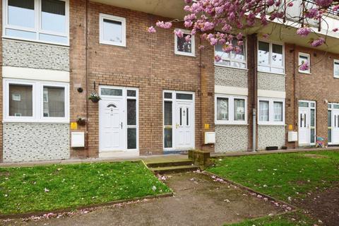 2 bedroom maisonette for sale, Lloyd Gardens, Altrincham, WA14