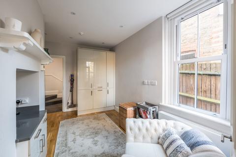 35 Blackborough Road, Reigate, RH2 7BU