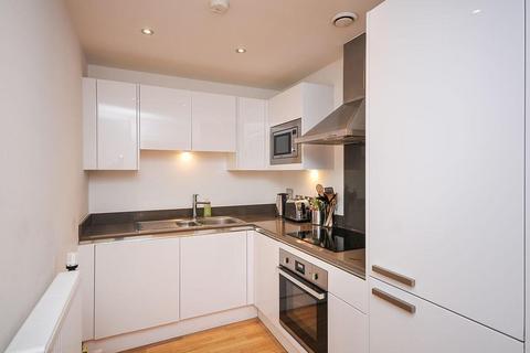 3 bedroom flat to rent, 8 Dowells Street, London SE10