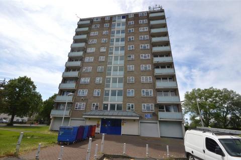 2 bedroom apartment for sale, Hatherleigh Court, Swindon, SN3