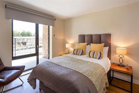 undefined, 32 Hornchurch Road, Uxbridge UB10