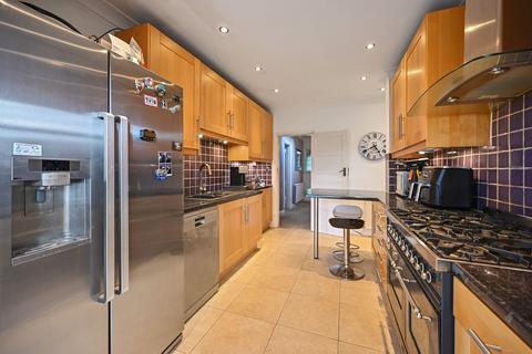 281 London Road, Ewell, Epsom, KT17 2BZ