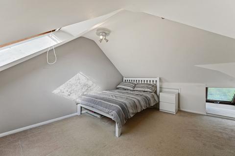 281 London Road, Ewell, Epsom, KT17 2BZ