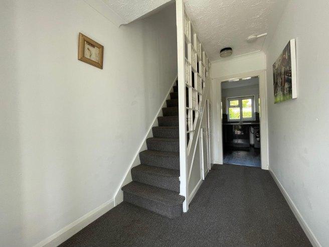 Hillside-avenue-ct2-8ez-1014985