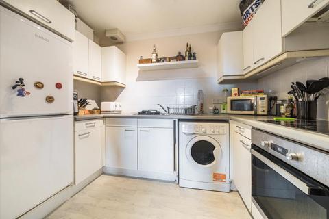 1 bedroom apartment to rent, Dale Road,  Reading,  RG2