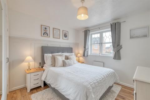 76 Appletree Lane, Redditch, B97 6TD