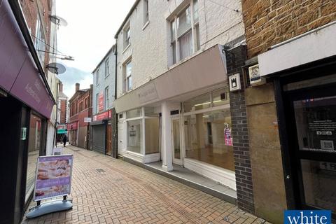 Retail property (high street) to rent, 16 - 17 Church Lane, Banbury, OX16 5LS