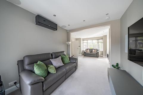 48 Oakley Drive, Bromley, BR2 8PT