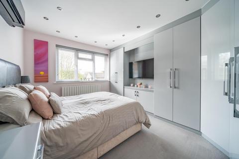 48 Oakley Drive, Bromley, BR2 8PT