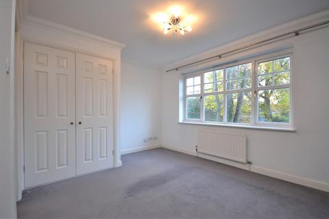 2 bedroom flat to rent, Westmoreland Road Bromley BR2