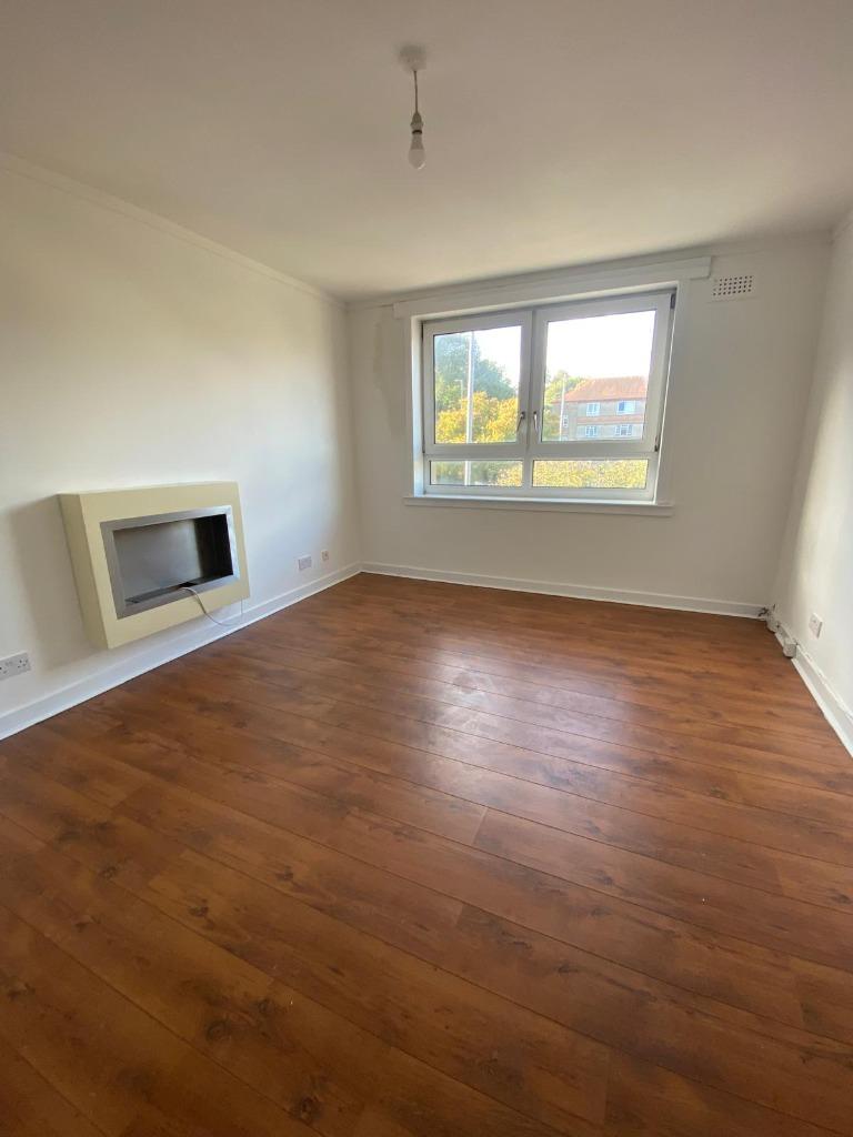 Apartment in Greenock - View 2