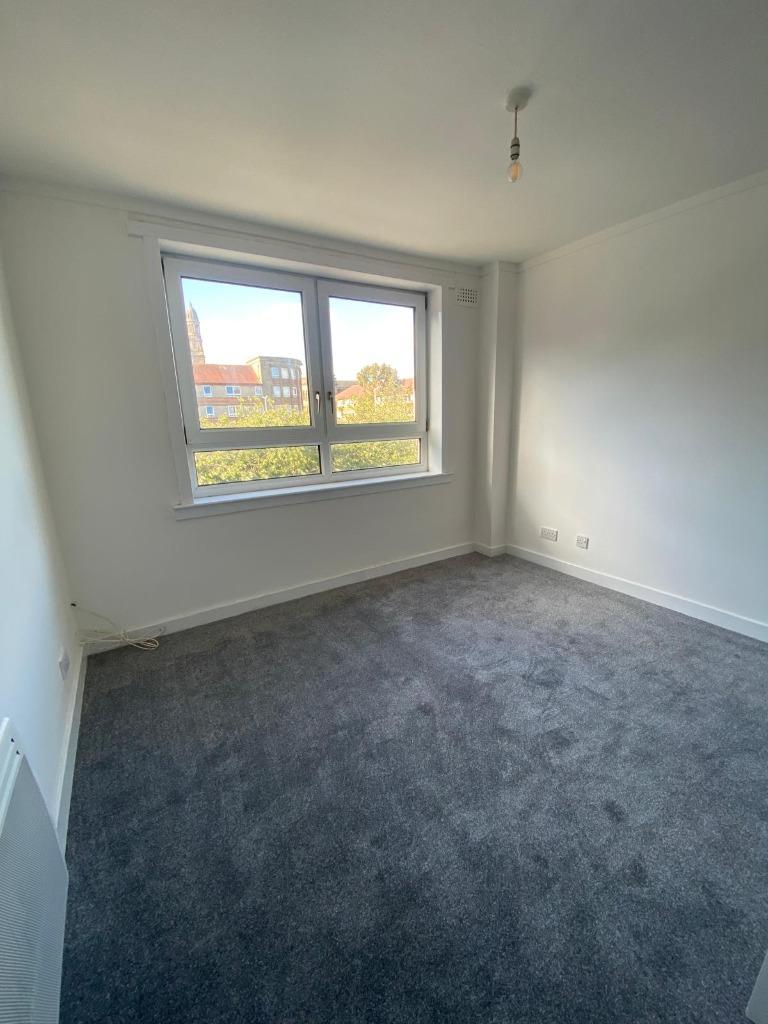 Apartment in Greenock - View 5