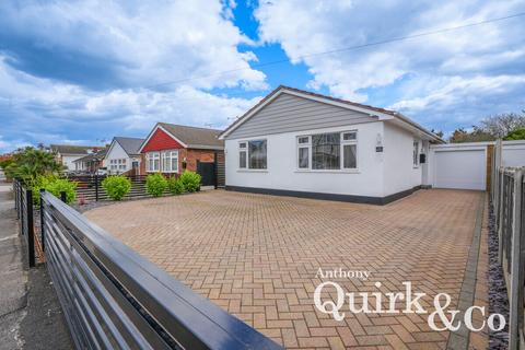 3 bedroom detached bungalow for sale, Meadway, Canvey Island, SS8