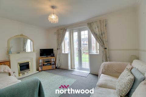 3 bedroom semi-detached house for sale, Peters Road, Doncaster DN12