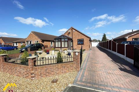 3 bedroom detached bungalow for sale, Broadwater Drive, Doncaster DN7