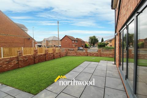 3 bedroom townhouse for sale, Station Road, Doncaster DN7
