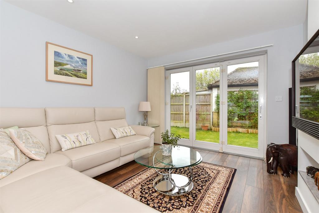 Whitstable Road, Blean, Canterbury, Kent 3 bed detached house for sale