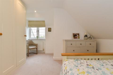 Highfield House Whitstable Road, Blean, Canterbury, CT2 9DS