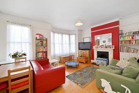 2 bedroom apartment for sale, Egerton Gardens, London, W13