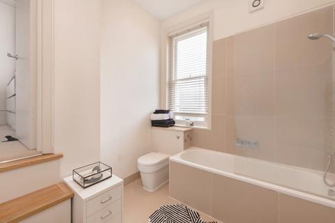1 bedroom apartment to rent, Coleherne Road, London, SW10