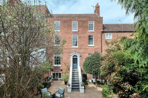 Albany Lodge Brewery Walk, Worcester, WR1 3HY