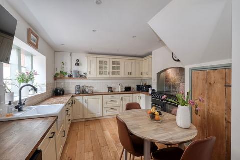 Albany Lodge Brewery Walk, Worcester, WR1 3HY
