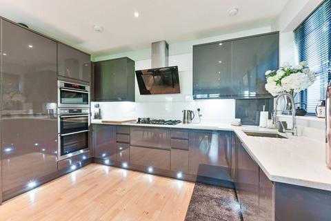 2 bedroom flat for sale, Church Road, Crystal Palace, London, SE19