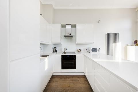 2 bedroom apartment to rent, Ladbroke Grove, London, W10