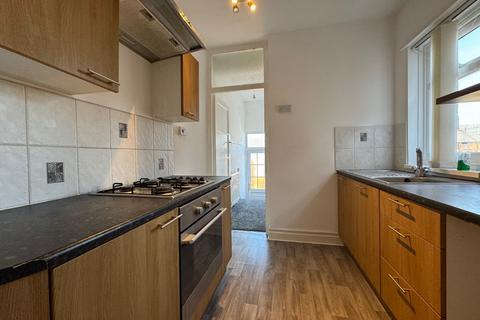 3 bedroom flat to rent, Cauldwell Lane, Whitley Bay