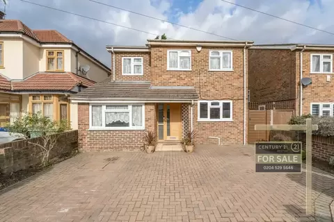 5 bedroom detached house for sale, Alleyn Park, SOUTHALL UB2