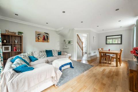 3 bedroom end of terrace house to rent, Roxeth Hill, Harrow on the Hill, Harrow, HA2