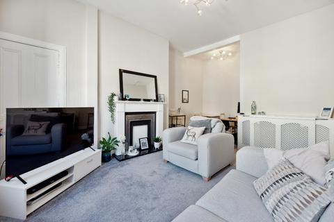 1 bedroom apartment for sale, Craighall Crescent, Flat 5, Trinity, Edinburgh, EH6 4RX